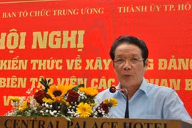Bồi dưỡng kiến thức về xây dựng Đảng cho lãnh đạo, phóng viên, biên tập viên
