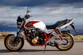 Honda CB1300 mới ra mắt tại Nhật Bản, giá 351 triệu đồng