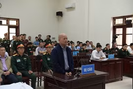 Đinh Ngọc Hệ tiếp tục ra tòa về tội “Lừa đảo, chiếm đoạt tài sản’