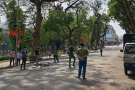 Cụ bà bị xe đạp tông trúng trên phố đi bộ đã tử vong