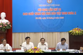 Hội nghị lần thứ 12 Ban Chấp hành Hội Nhà báo Việt Nam khóa X
