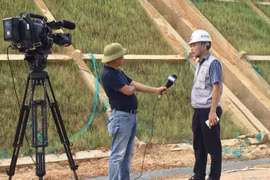 Phóng viên hiện trường - sự dấn thân trên mặt trận tin tức