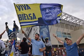 Leeds United chính thức đoạt vé trở lại giải đấu hạng cao nhất nước Anh sau 16 năm