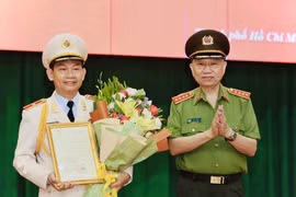 Thủ trưởng Cơ quan CSĐT Công an TP.HCM được thăng hàm thiếu tướng