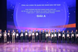 Trao 194 giải thưởng văn học nghệ thuật, báo chí đề tài lực lượng vũ trang và chiến tranh cách mạng