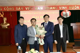 Đồng chí Trần Thái Sơn được bầu làm Bí thư Chi bộ