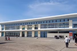 Không dừng các chuyến bay đi, đến sân bay Chu Lai