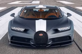 Siêu xe Bugatti Chiron Sport Les Légendes du Ciel có giá gần 80 tỷ đồng