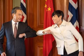 Trung Quốc phản đối việc trao giải Nobel Hòa bình cho người biểu tình ở Hong Kong
