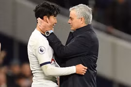 HLV Jose Mourinho học tiếng Hàn Quốc vì lý do bất ngờ