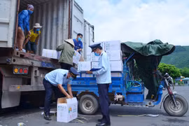 Ngăn chặn hành vi lợi dụng phương tiện vận tải vận chuyển hàng lậu dịp cuối năm