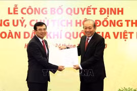 Trao quyết định bổ nhiệm Chủ tịch HĐTV Tập đoàn Dầu khí Việt Nam