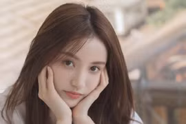 Học trò cưng của Lisa lộ ảnh nhạy cảm, bị dính phốt là tiểu tam