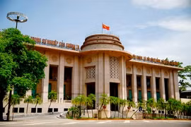 Nhiều ngân hàng giảm lãi suất huy động