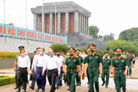 Thủ tướng: Giữ gìn lâu dài, tuyệt đối an toàn thi hài Bác trong tình hình mới