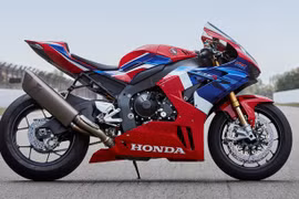 Honda CBR1000RR-R Fireblade bị triệu hồi để kiểm tra lỗi cần số