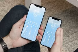 iPhone 12 mini có giá bán cao hơn iPhone 12
