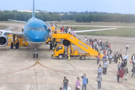 Lên phương án đối phó bão số 5 ảnh hưởng trực tiếp sân bay Đồng Hới, Phú Bài