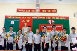 Kỳ 1: Ươm mầm những ‘hạt giống đỏ’ từ học đường