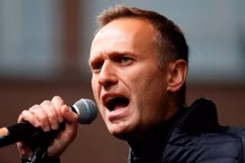 EU áp lệnh trừng phạt với những người Nga liên quan vụ đầu độc Navalny