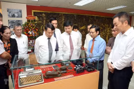 Nhiều kỷ vật quý được trưng bày tại Phòng truyền thống Cơ quan TTXVN khu vực miền Trung Tây Nguyên