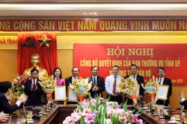Tỉnh ủy Hà Tĩnh công bố 5 quyết định về công tác cán bộ