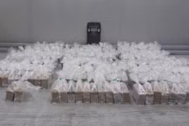 Cảnh sát Hà Lan thu giữ hơn 2 tấn cocaine từ Ecuador