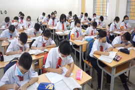 Bỏ điểm kiểm tra một tiết: Học sinh giảm áp lực, phụ huynh còn nhiều băn khoăn