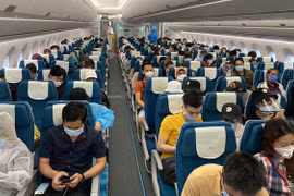 Những điều kiện bán vé máy bay cho hành khách muốn vào Việt Nam
