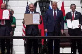 Gạt bỏ quá khứ, UAE và Bahrain thiết lập quan hệ với Israel tại Nhà Trắng