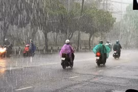 Dự báo thời tiết ngày 13/4: Bắc Bộ trời rét, vùng núi có nơi dưới 14 độ C