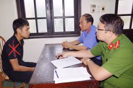 Bắt giữ đối tượng cầm dao đâm chết người sau 7 giờ gây án