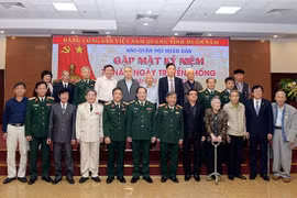Báo Quân đội nhân dân gặp mặt kỷ niệm 70 năm Ngày truyền thống