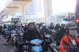 Đã đến lúc kiểm soát khí thải xe máy