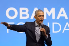 Obama nhận định Trump xử lý đại dịch quá hỗn loạn