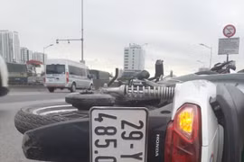Hà Nội: Truy tìm người gây tai nạn khiến cô gái trẻ nguy kịch trên đường vành đai 3