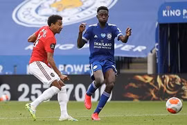 Jesse Lingard ghi bàn khiến một CĐV nổi điên