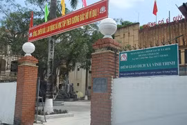 Thanh Hoá: Một người làm quan, “cả họ được nghèo”?