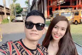 Khắc Việt đón con đầu lòng là cặp sinh đôi 1 trai 1 gái