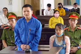 An Giang: Hai vợ chồng lĩnh án 24 năm tù do mua bán trái phép chất ma túy