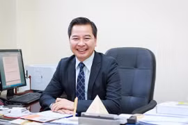 Hiệu trưởng Đại học Khoa học Xã hội và Nhân văn Hà Nội xin từ chức
