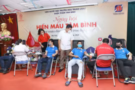 Ngày hội Hiến máu Tâm Bình “Sẻ giọt máu đào - Cùng trao hy vọng”