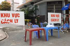 TP.HCM: Cách ly 38 người tiếp xúc gần với người nghi mắc COVID-19