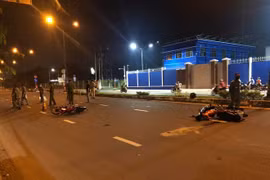TP.HCM: Tai nạn xe máy trong đêm, 2 người bị thương nặng
