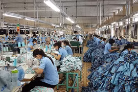 Xuất khẩu dệt may mất hơn 2 tỷ USD vì Covid-19