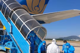 Hành trình Vietnam Airlines đưa 219 công dân Việt Nam từ Guinea Xích Đạo an toàn về nước