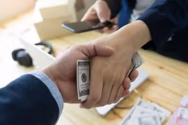 Người đứng đầu không hoàn thành nhiệm vụ khi để xảy ra tham nhũng trong đơn vị