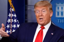 Trump nói Trung Quốc tăng mua hàng hóa Mỹ ‘để giữ cho tôi vui’
