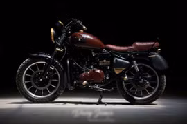 Royal Enfield Thunderbird phiên bản độ hải quân siêu đẹp