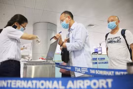Việt Nam chưa nới lỏng chính sách hạn chế nhập cảnh đến ngày 30/4/2020